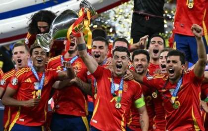 Espanha derrota Inglaterra e conquista Tetra na Eurocopa