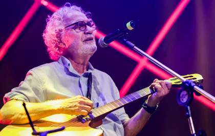 Renato Teixeira faz show gratuito no Sesi Araçatuba