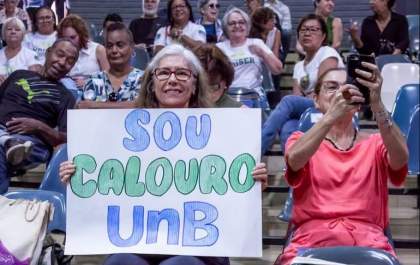 Avança no Senado projeto para incentivar o ingresso de idosos nas universidades