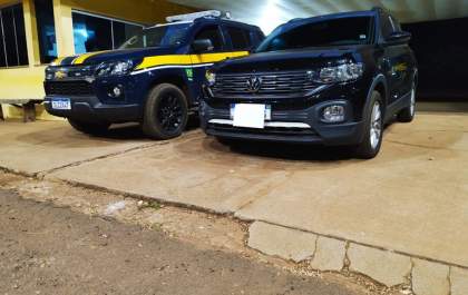Após perseguição policial na BR-262, PRF prende homem com carro roubado
