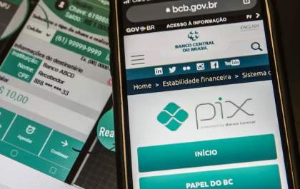 Banco Central adia lançamento do Pix automático para junho de 2025