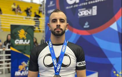 Lutador de Araçatuba é vice-campeão em Open Internacional de Jiu-jítsu