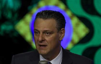 Autoembargo do Brasil garantiu transparência a mercados, diz Fávaro