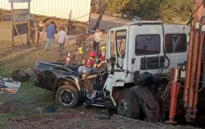 Acidente grave na BR-163 resulta em três mortos, incluindo pai e filho