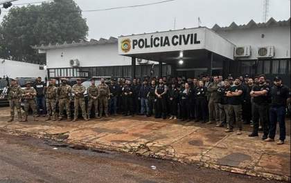 Polícia deflagra operação 