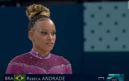 Fora do pódio: Rebeca termina em 4º e Biles em 5º quinto na trave