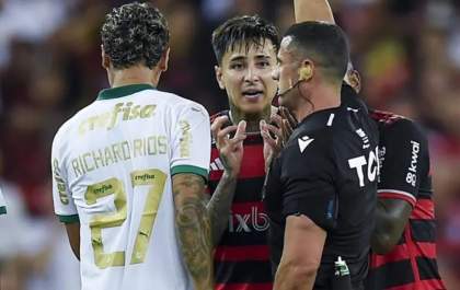 Flamengo e Palmeiras se enfrentam no Maracanã após confrontos na Copa do Brasil
