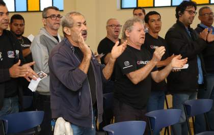 Unisalesiano celebra Dia dos Pais com homenagem especial para colaboradores