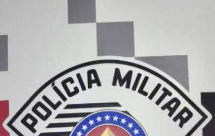 Instrutor de luta preso ao passar na frente de quartel transportando drogas