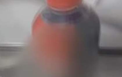 Menino de 8 anos é internado após beber soda cáustica