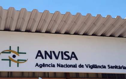 Anvisa proíbe venda de 32 suplementos após constatar condições insalubres na produção