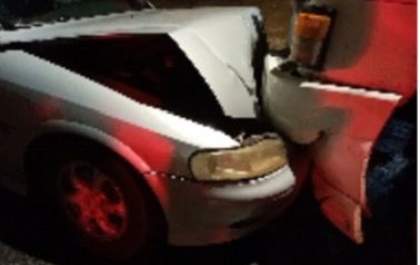 Motorista preso por embriaguez ao volante após se envolver em acidente