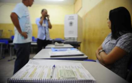 Mesários podem pedir mudança de seção eleitoral até sexta-feira (30)