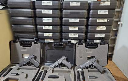Guarda Municipal de Araçatuba recebe 40 pistolas que eram da Polícia Civil