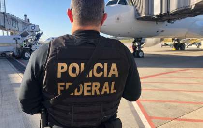 PF prende três pessoas por tráfico de drogas em Guarulhos