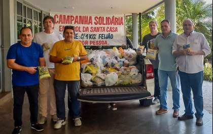 Bancários arrecadam 800 quilos de feijão para Santa Casa