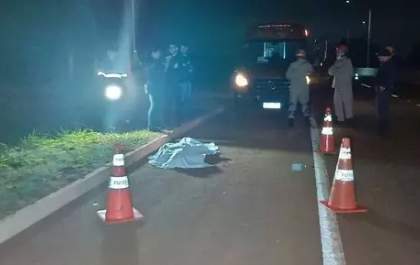 Jovem morre e mulher fica ferida em atropelamento na MS-156