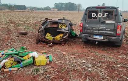 Motorista do tráfico morre após capotar veículo carregado de drogas&nbsp;