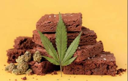 Mulher será investigada por oferecer brownie com maconha para colega de trabalho