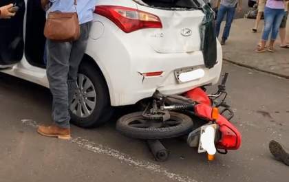 Grave acidente no centro de Andradina na tarde desta segunda