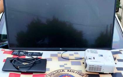 Polícia Militar age rápido e recupera objetos furtados em escola