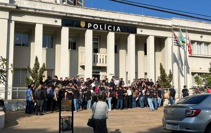 Novos policiais civis concluem curso de formação