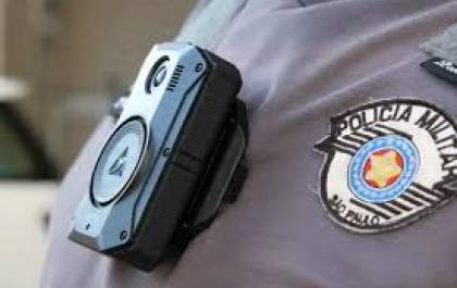 Polícia de São Paulo anuncia compra de 12 mil câmeras corporais