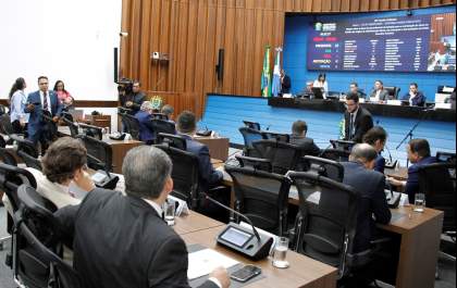 Deputados aprovam novo modelo de indenização para militares em funções múltiplas