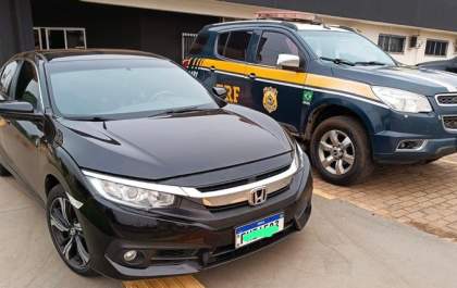 PRF recupera veículo roubado em MS