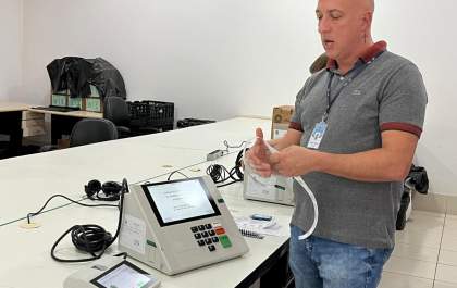 Cartório Eleitoral finaliza preparação das urnas eletrônicas para as eleições em Araçatuba e Aracanguá