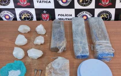 Vendedor é preso com 2 quilos e maconha e 1 quilo de cocaína