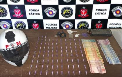PM prende jovem por tráfico de drogas em Birigui