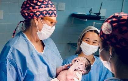 Ginecologia e Obstetrícia da Santa Casa de Araçatuba realiza 170 partos por mês
