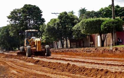 13 bairros e uma avenida de Três Lagoas receberão pavimentação e drenagem