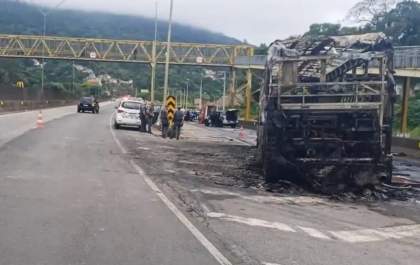 Polícia Civil prende torcedor do Palmeiras por ataque a ônibus do Cruzeiro