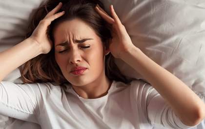 Sexo pode aliviar e causar dor de cabeça: entenda