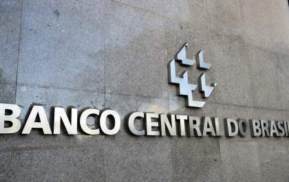Copom eleva juros básicos da economia para 11,25% ao ano