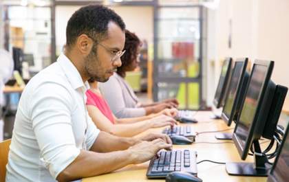 Governo de SP abre mais 3,5 mil vagas para curso gratuito do Google Cloud com foco em IA