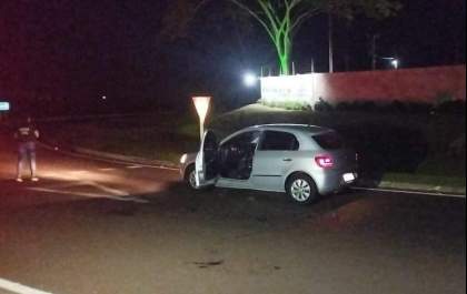 Suspeito de ameaçar família e contrabandear cigarros é morto em confronto com a polícia