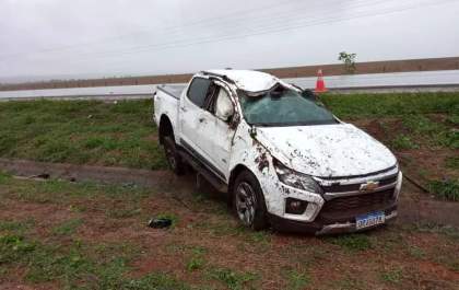 Prefeito de Sonora e esposa são socorridos após acidente na BR-163