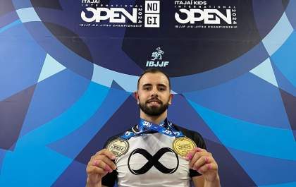 Atleta de Araçatuba conquista medalhas em evento internacional de jiu-jítsu