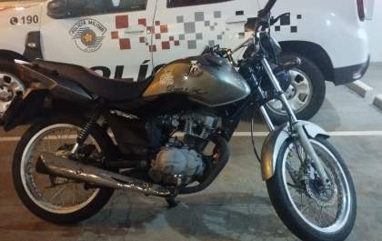 Homem é preso após furtar motocicleta e tentar furtar resistência em Pereira Barreto