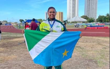 Vitória Barreto conquista prata no arremesso de peso nos Jogos da Juventude