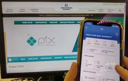Pix supera dinheiro e cartão e se torna forma de pagamento mais utilizada pelo brasileiro, diz BC