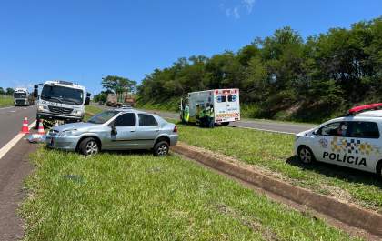 Homem morre ao capotar carro na Rondon em Birigui