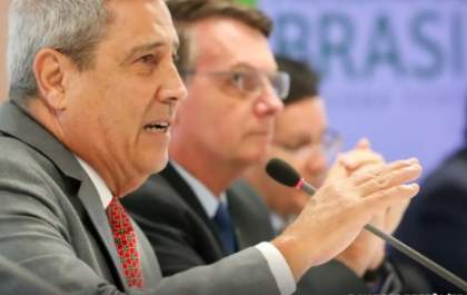 Polícia Federal prende Braga Netto