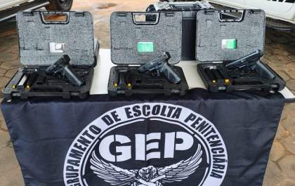 Com investimento de R$ 2,45 milhões, policiais penais recebem novos armamentos em MS