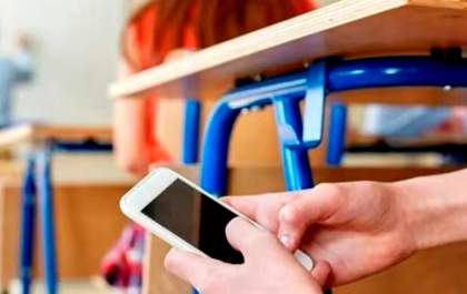 Senado aprova projeto que regula uso de celulares nas escolas