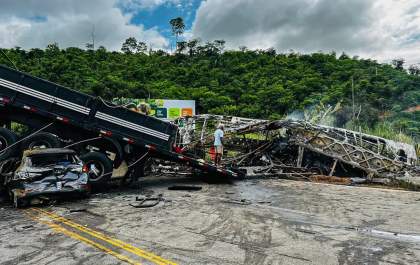 Acidente na BR-116 deixa 38 mortos em Minas Gerais
