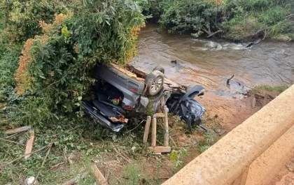Ministro do TST e juíza de MS sofrem acidente grave após carro cair de ponte